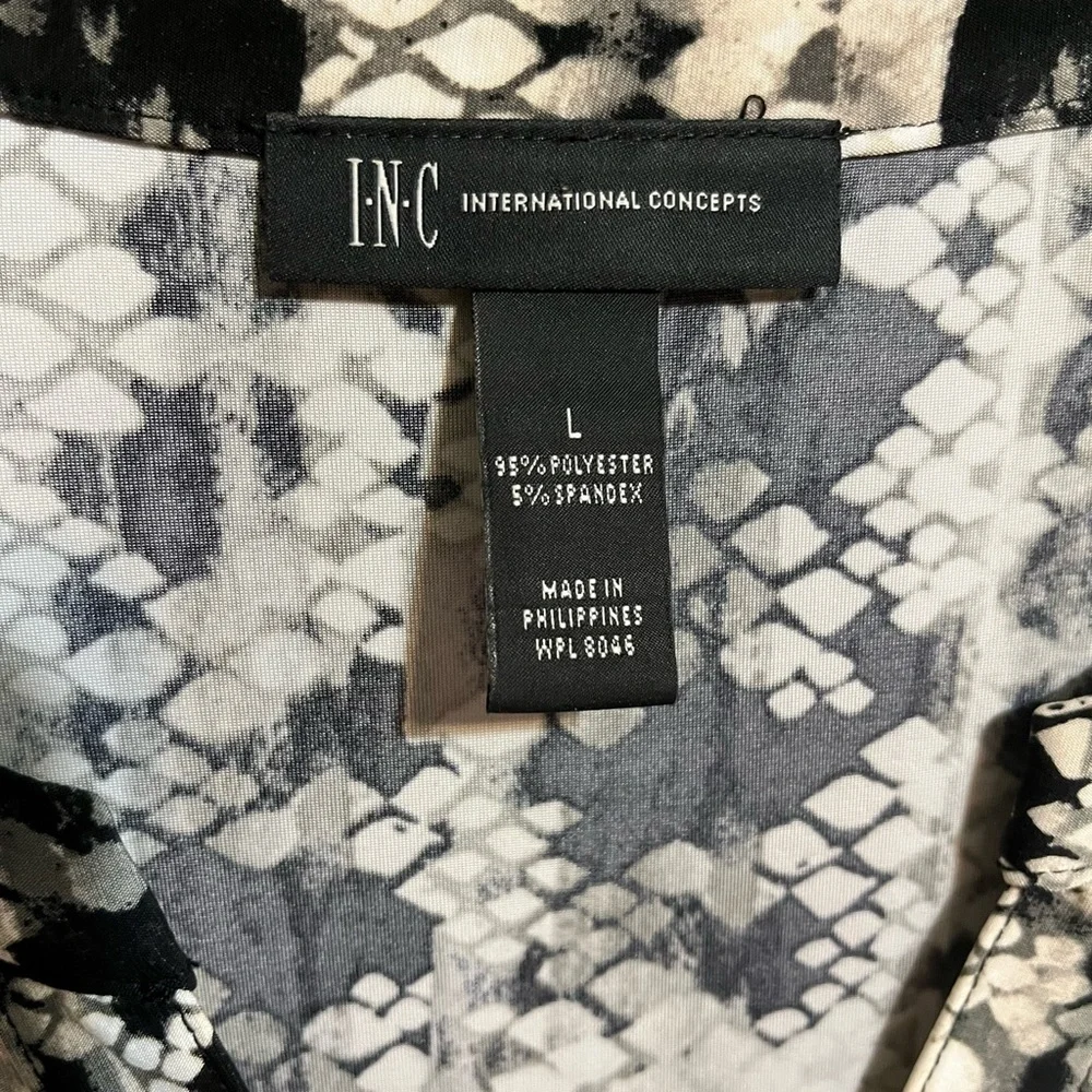 Top - Picture 2 of 6